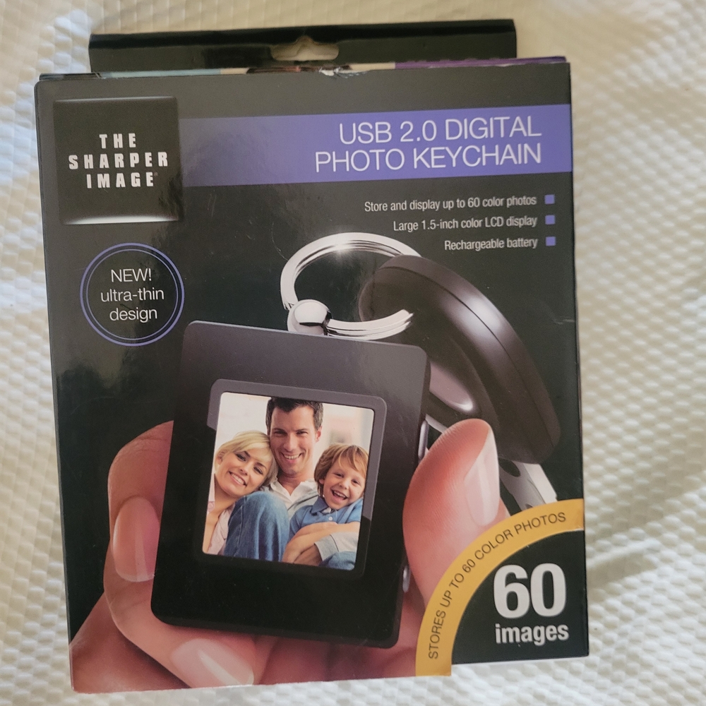 Sharper Image Black USB 2.0 Digital Photo Keychain